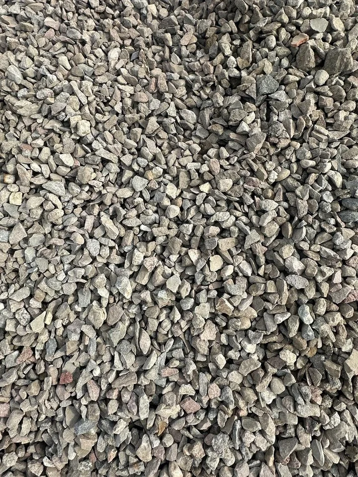 Kruszony kamień polny — podbudowy i utwardzenia - KanTrans